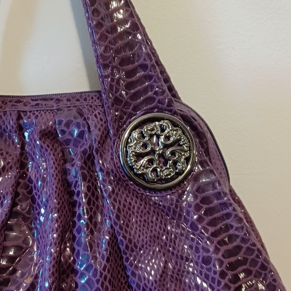 Gorgeous Purple Snakeski Print Handbag Satchel Excellent Condition. - Picture 3 of 10
